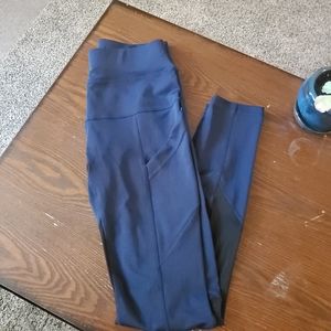 Navy blue mesh popflex pocket leggings